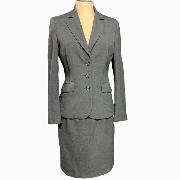 Esprit Collection, Suit - Picture 2 of 15